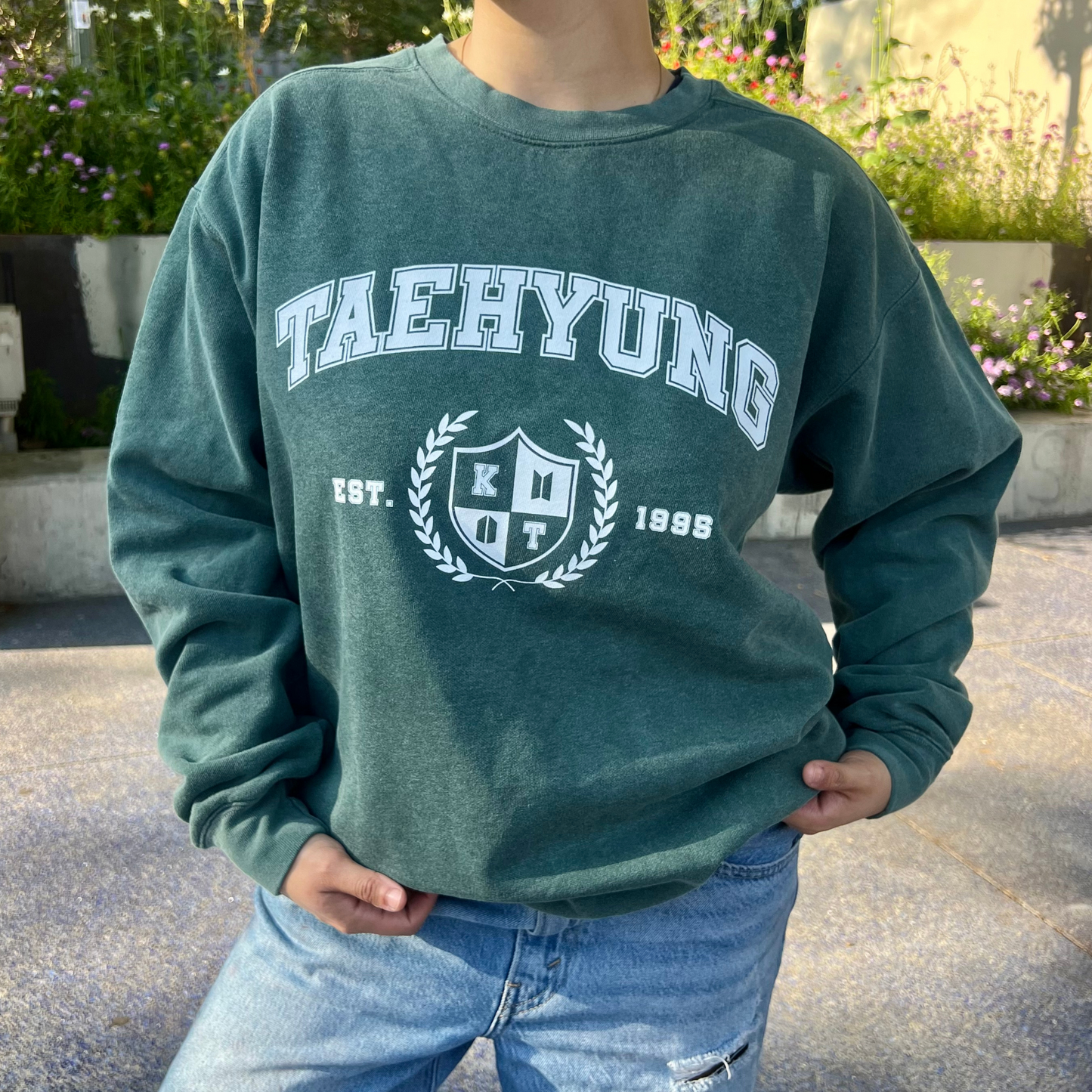 taehyung university sweatshirt