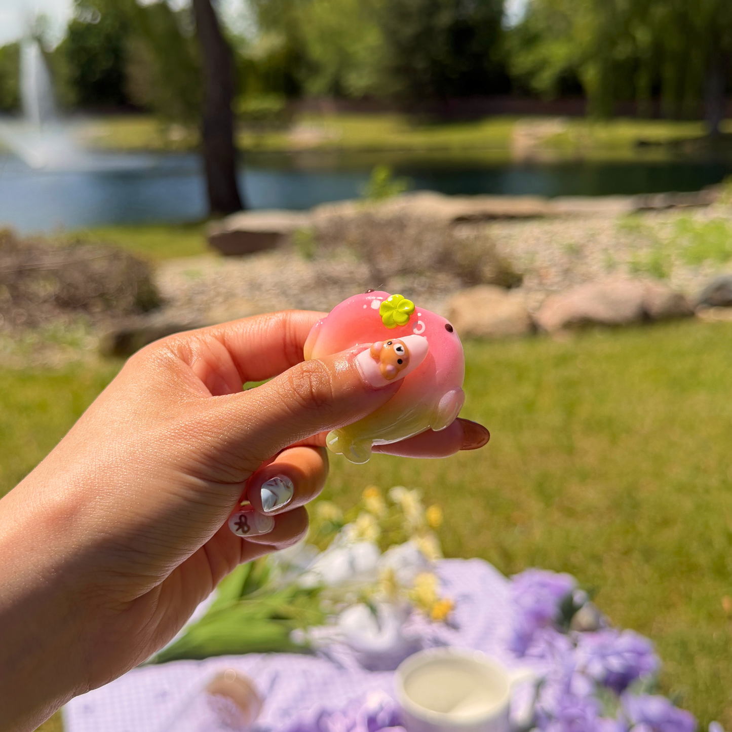 strawberry 🍓 jelliwhale worry stone