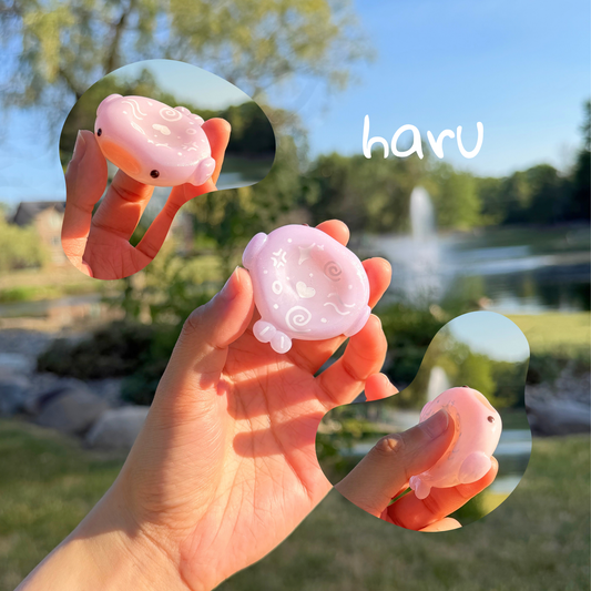 haru jelliwhale worry stone