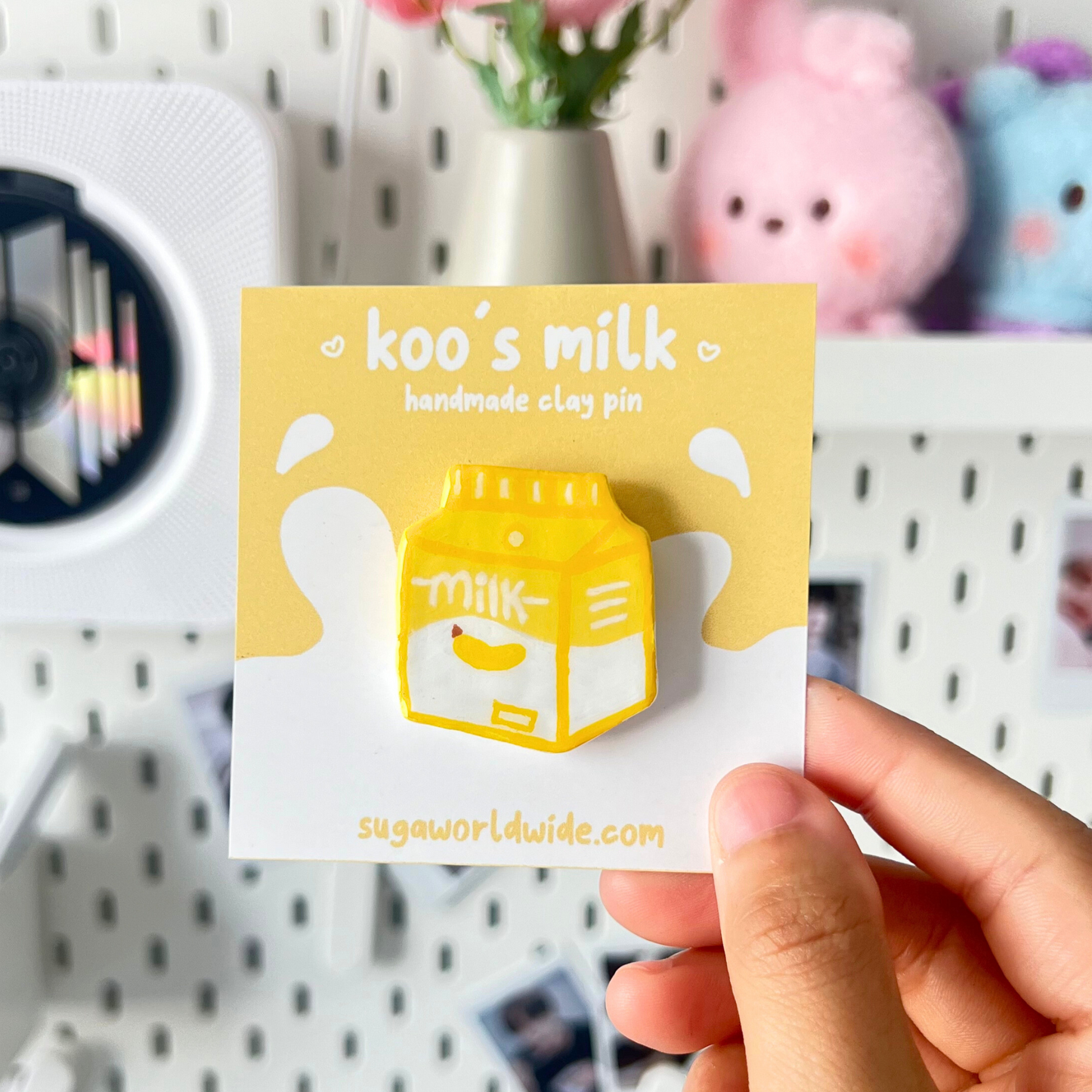 banana milk clay pin