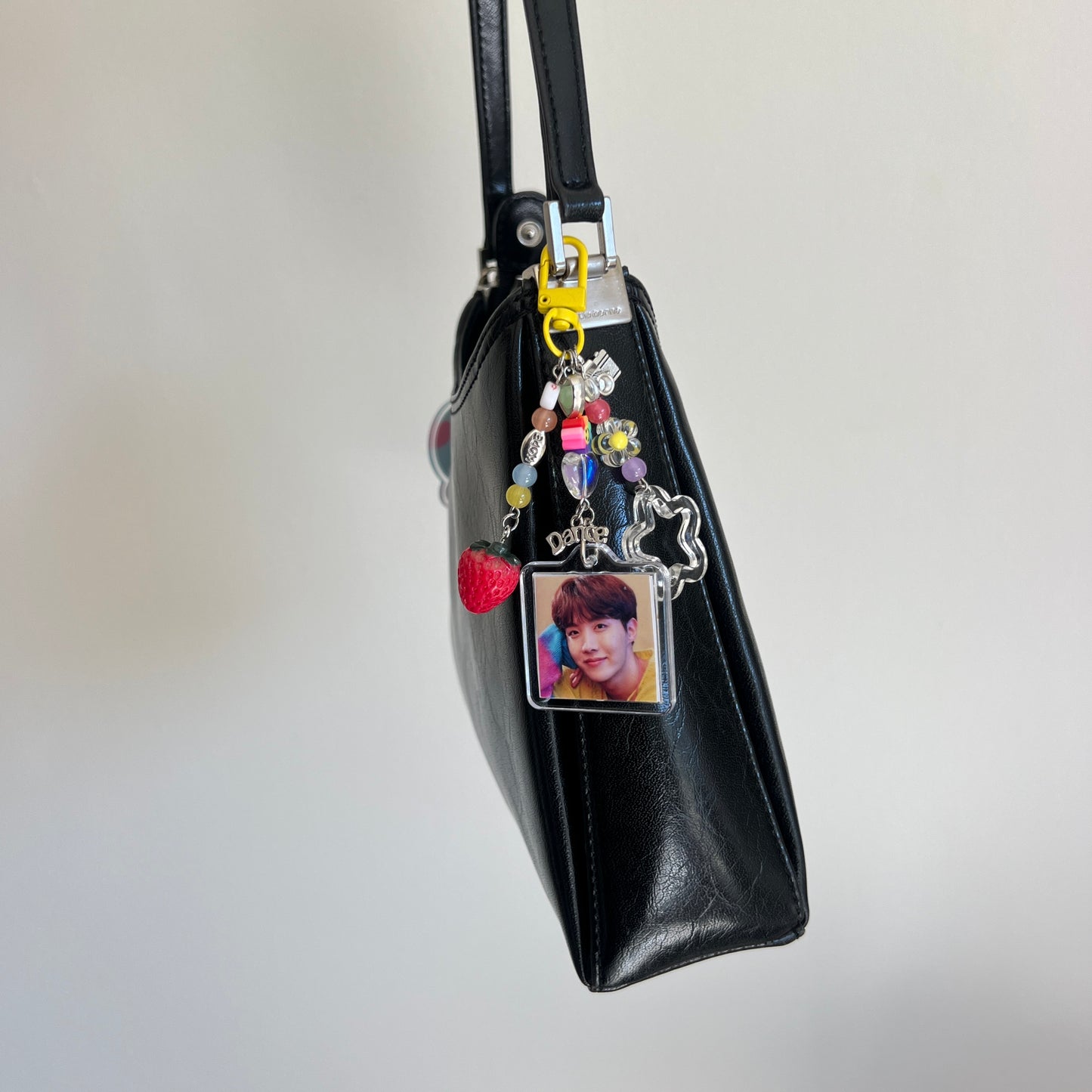 j-hope core | nfc tap keychain