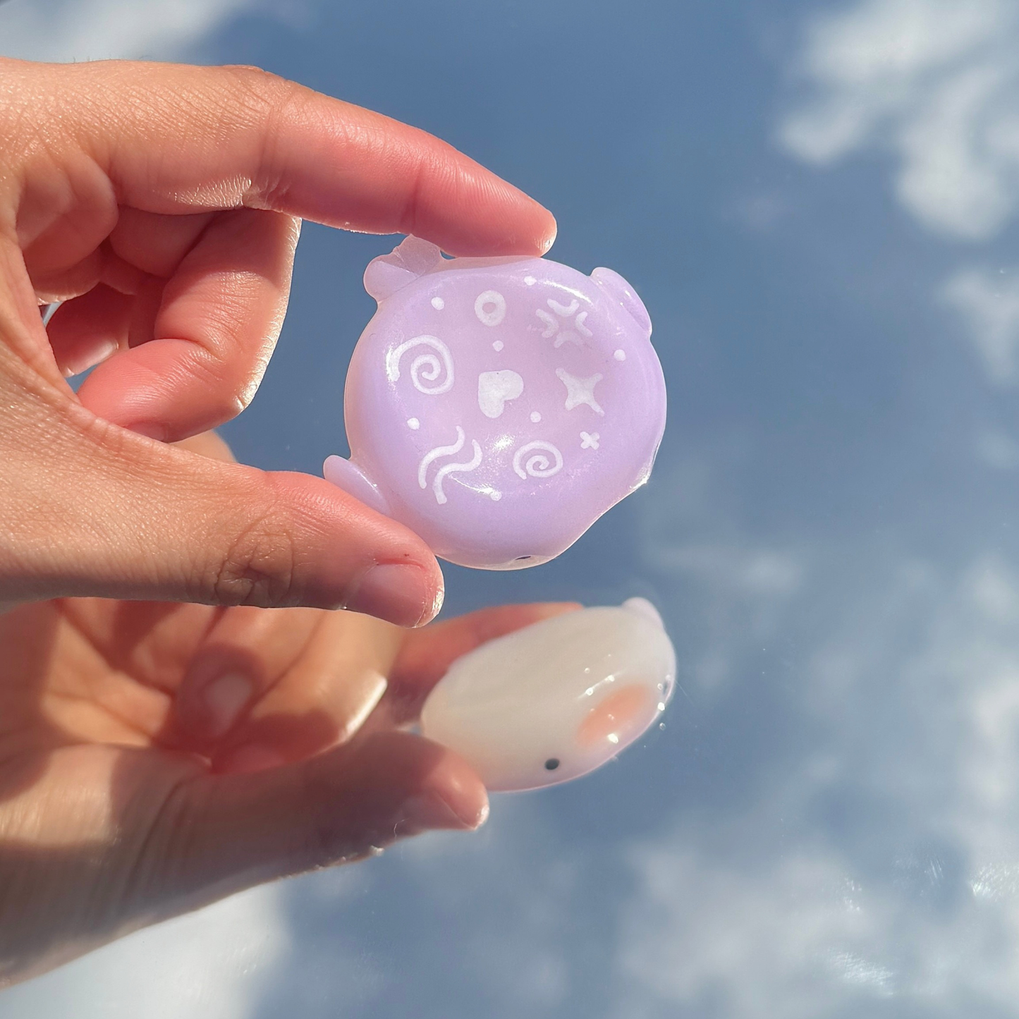 haru jelliwhale worry stone